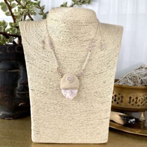 Amulet - Naszyjnik z kunzytem i kwarcem różowym