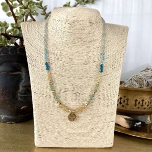 Indira - Naszyjnik z apatytem