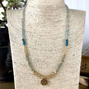 Indira - Naszyjnik z apatytem