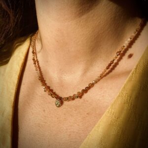 Naszyjnik Słońce z kamieniem słonecznym i granatem